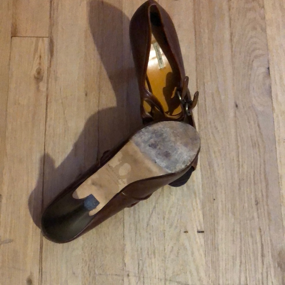 Max Studio Heels - Picture 3 of 5